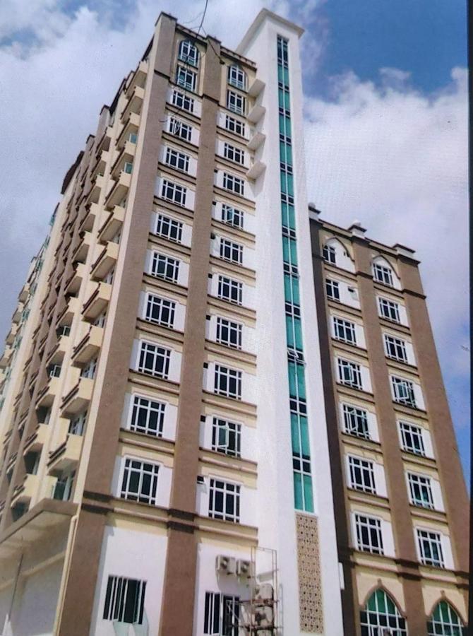 The Viana Apartment IV コタバル エクステリア 写真